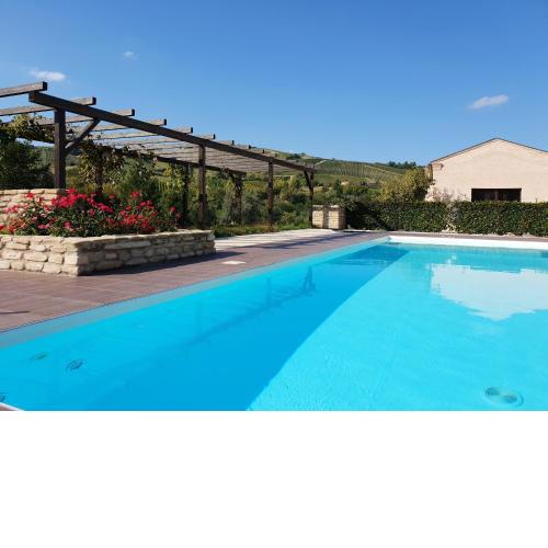 One bedroom appartement with shared pool and wifi at Montalto delle Marche