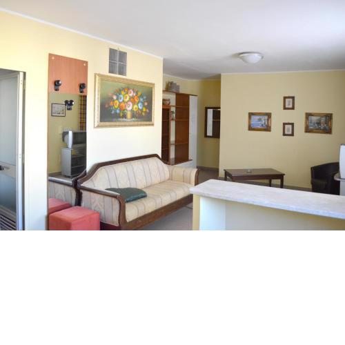 One bedroom appartement with terrace and wifi at Reggio Calabria 2 km away from the beach