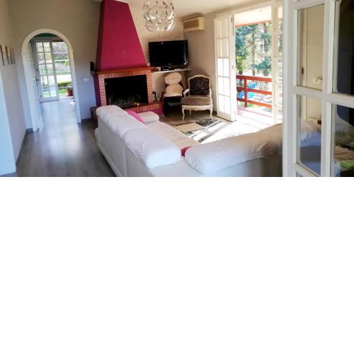 One bedroom chalet with enclosed garden at Villaggio delle Mimose