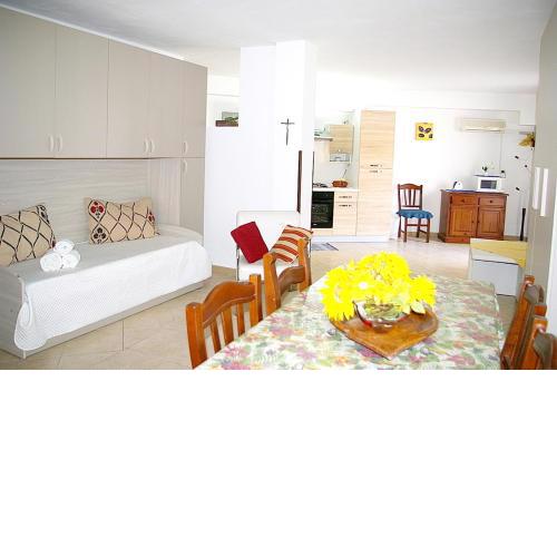 One bedroom house at Gallipoli 200 m away from the beach with wifi