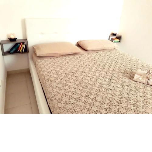 One bedroom house with city view balcony and wifi at Modica