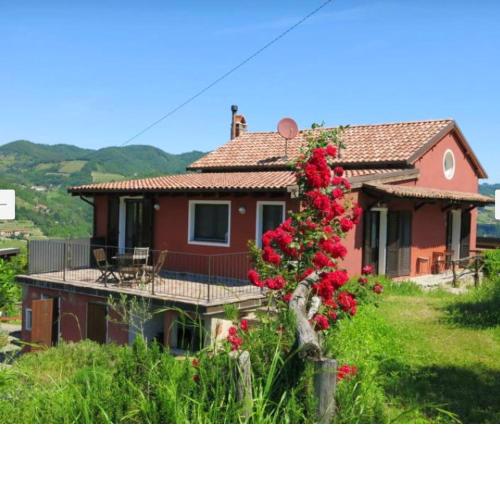 One bedroom house with shared pool furnished terrace and wifi at Vesime