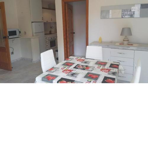 Only 100m from the beach, cosy flat ideal for family holidays