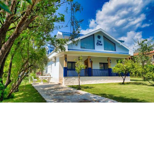 Only Blue Villa