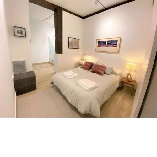 Opera-Suites Luxury La boheme, in the very center of Madrid.