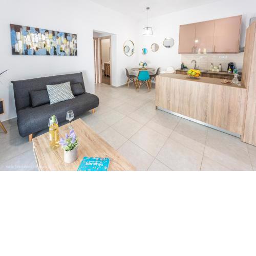 Orama Suites II