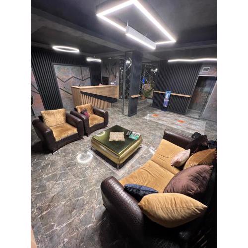 Orange Airport Hotel