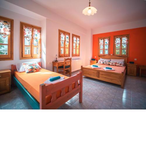 Orange House for big families in Damouchari - Delicious Houses