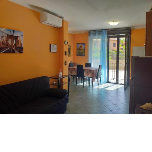 ORANGE HOUSE