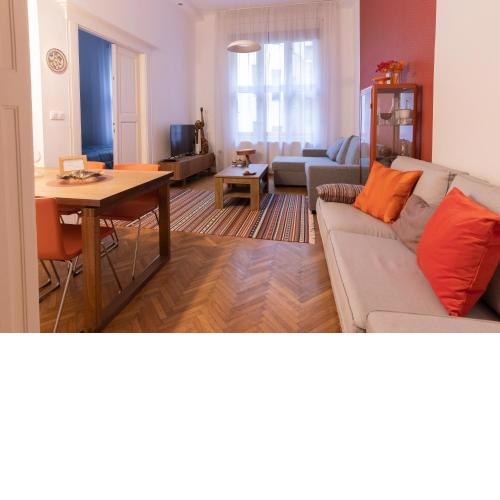ORANGE Pearl Apartment