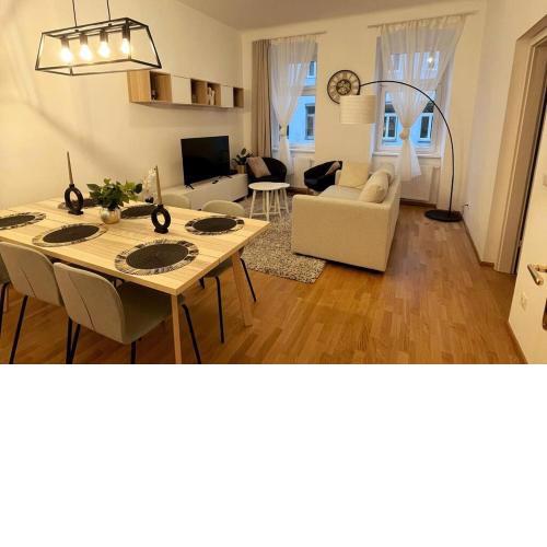 OrestaLiving - BrigittineurLände