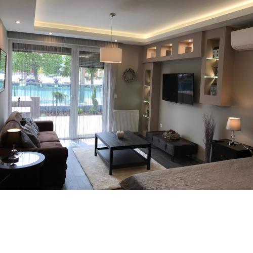 Orient Suite