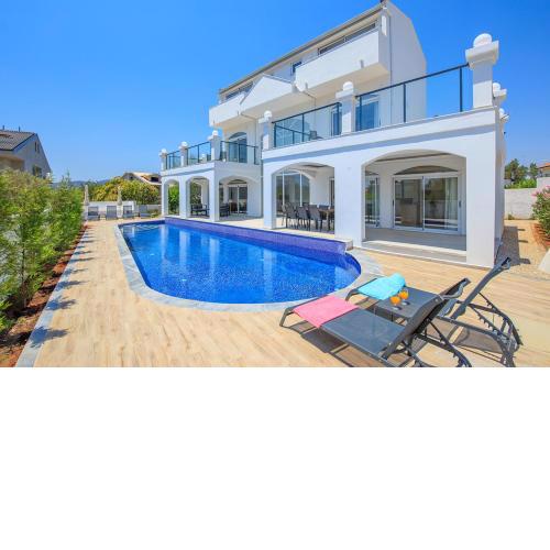 Orka World Villa 1