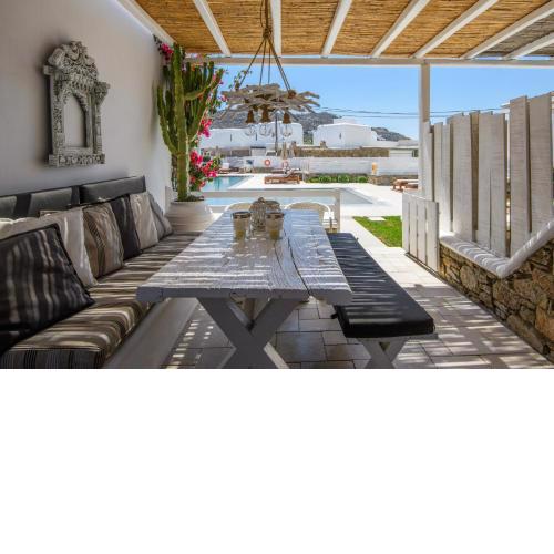 Ornos Beach House