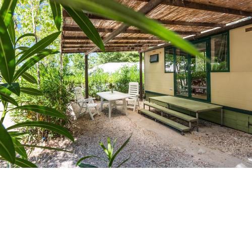 Osalla Beach Garden Bungalow
