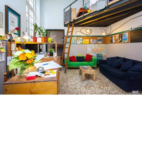 OStellin Genova Hostel