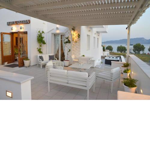 Ostria Hotel