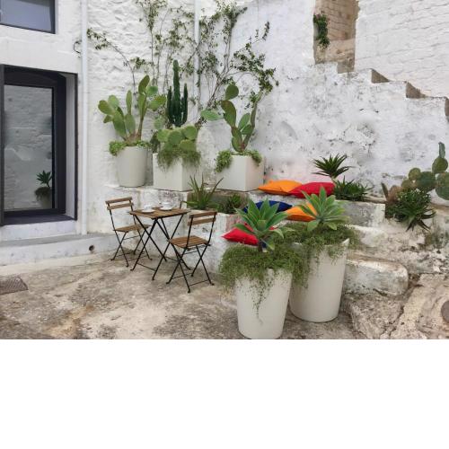 Ostuni dans le vieux bourg, maison sur la Piazzetta