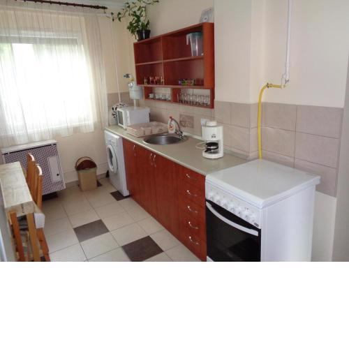 Otthon Apartman