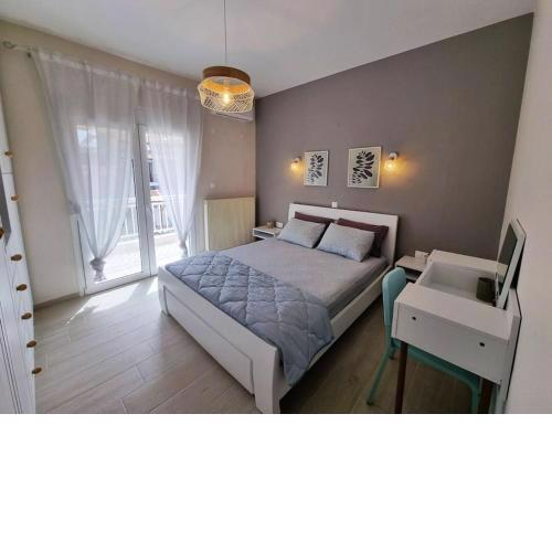 Our Home-Fully renovated apartment by the sea