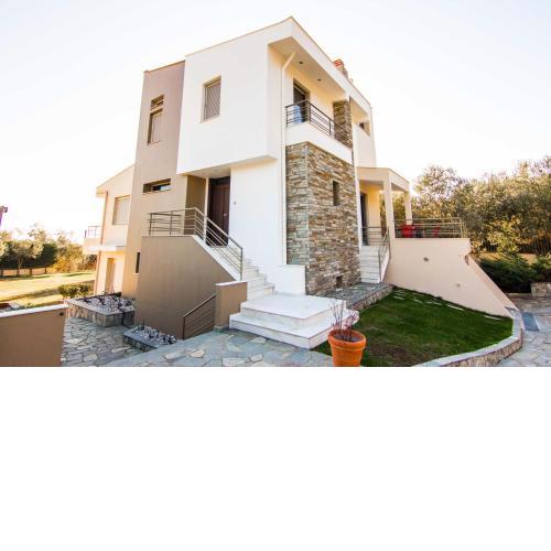 Our House Luxury Suites