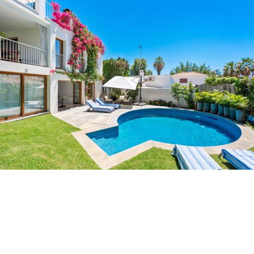 Outstanding, luxury 4-bedroom villa in Marbella