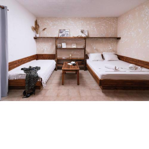 OVGORA - Ismini Sea View Room in Kamilari Village