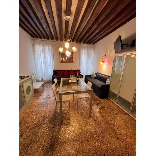 Ovosodo Apartaments #1 Venezia