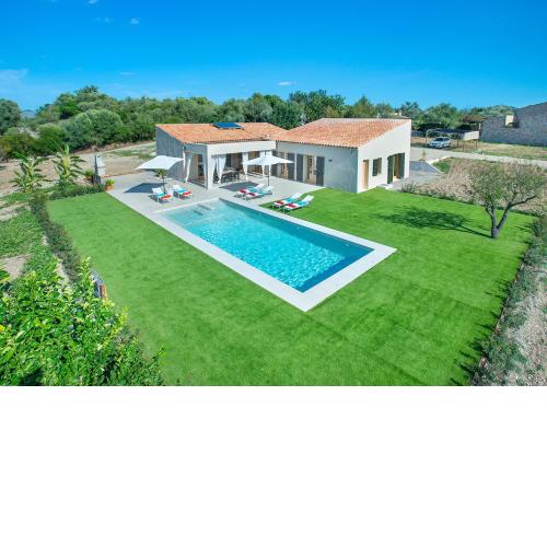 Owl Booking Villa Mir - Luxury Retreat