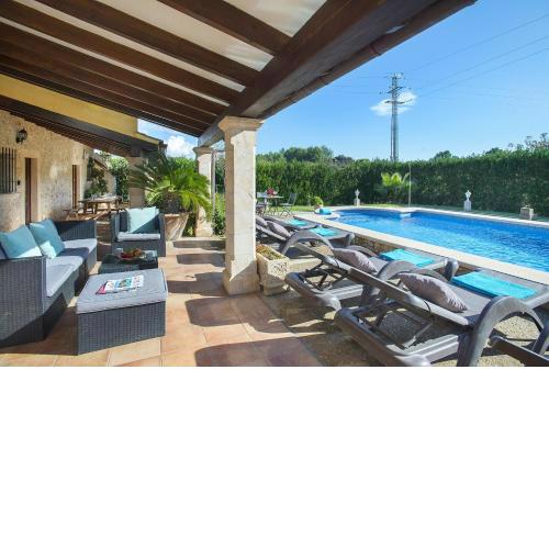 Owl Booking Villa Peric - Family and Friends