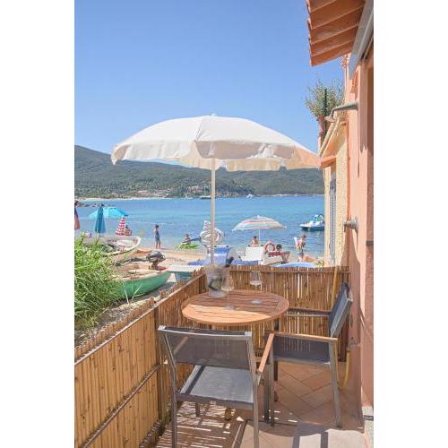 Oyster Beach - Direttamente sulla Spiaggia del Forno