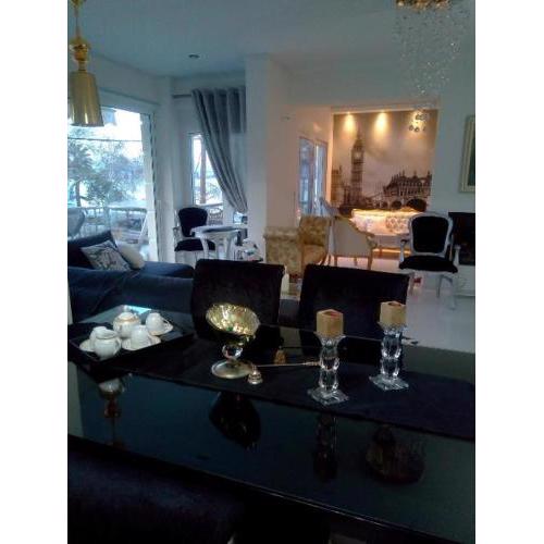 PALATAKI SUITE