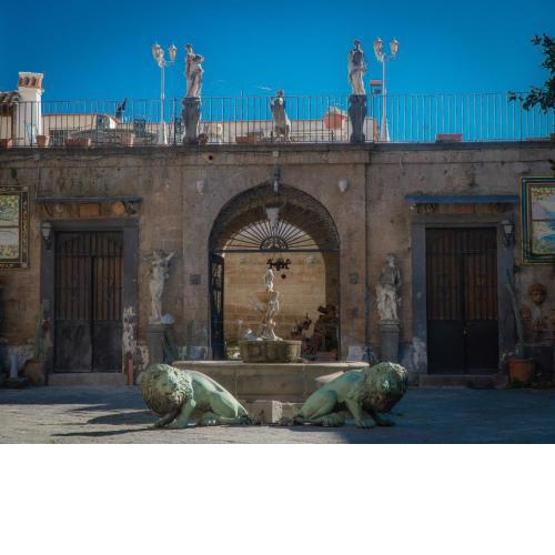 Palazzo Capece