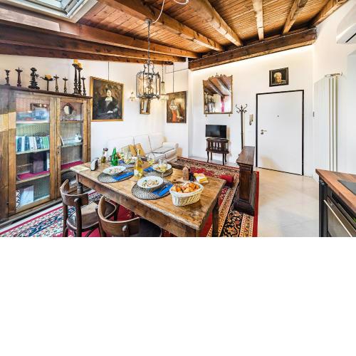 Palazzo Cominelli 2P 23 Apartment by Wonderful Italy