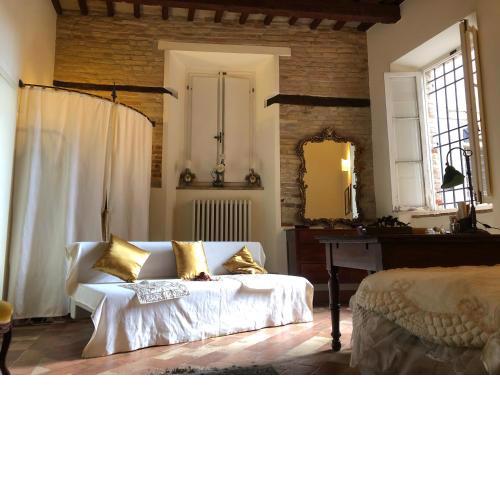 Palazzo Costantini Ludovica Home