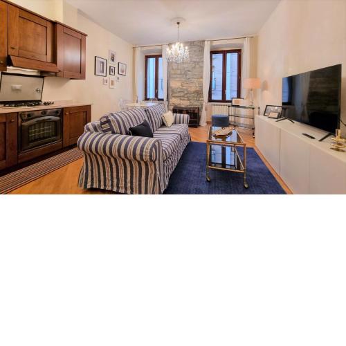 Palazzo Crispi - Boutique Apartment
