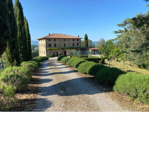 Palazzo Prugnoli, Monte Santa Maria Tiberina, Stunning villa with private pool & superb views