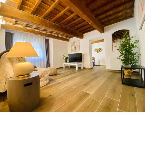 PalazzoVilla historic building luxury suite