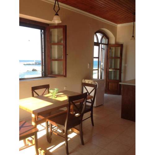 Pali Marina Apartment
