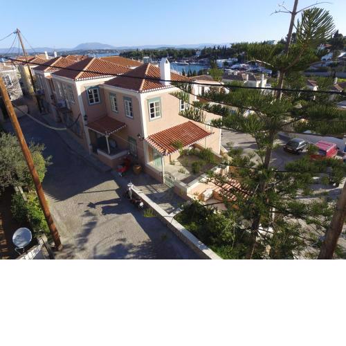 PALIO LIMANI HOUSE