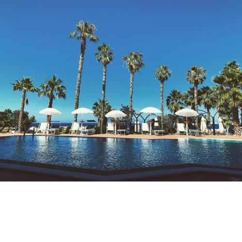 Palm Beach Club Hotel