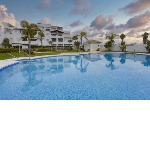 PALMERAS-CANDOR free parking by Cadiz4Rentals