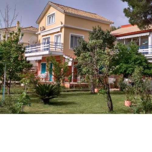 Palmyra Beachfront Studios