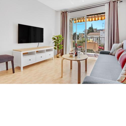 Paloma's Cozy Beach Flat