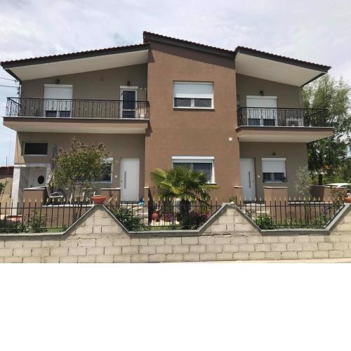 Pandwra apartment