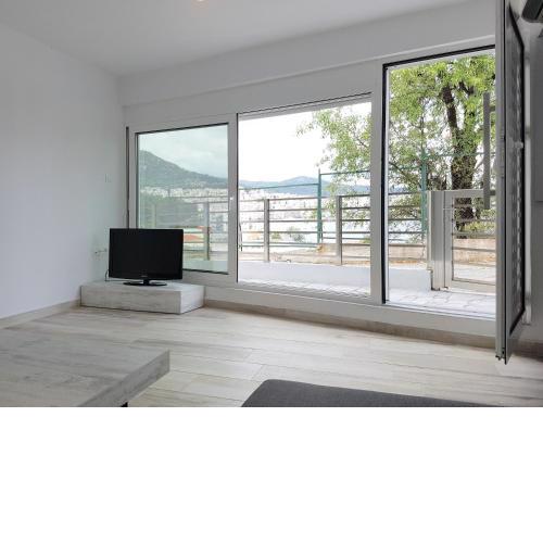 Panorama House*