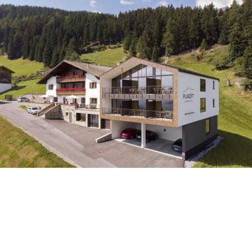 Panorama Lodges Plagött