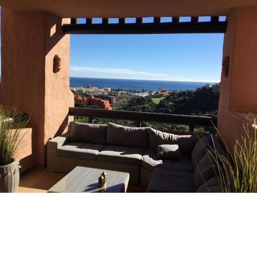 Panorama Sea View at Urbanización Coto Real Duquesa