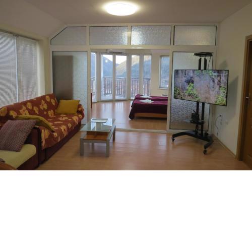 Panoramic Apartment 301 in Eagle Rock Complex