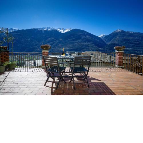 Panoramic Italian Alps Apartment Agape